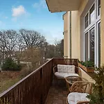 Apartamento Family - Dla Rodzin Z Parkingiem - Spokojna Kamiennica - By Lion *