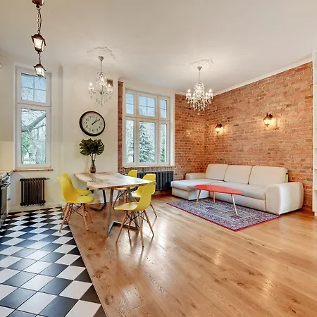 Family - Dla Rodzin Z Parkingiem - Spokojna Kamiennica - By Lion * Сопот