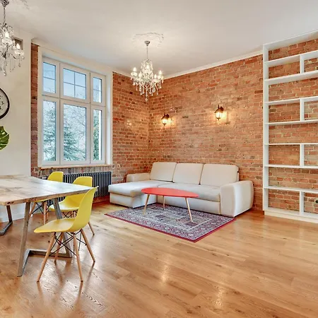 Апартаменты Family - Dla Rodzin Z Parkingiem - Spokojna Kamiennica - By Lion