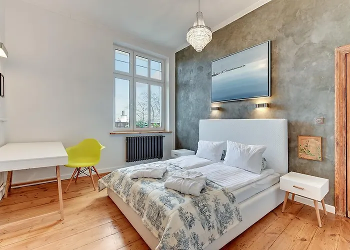 Family - Dla Rodzin Z Parkingiem - Spokojna Kamiennica - By Lion *